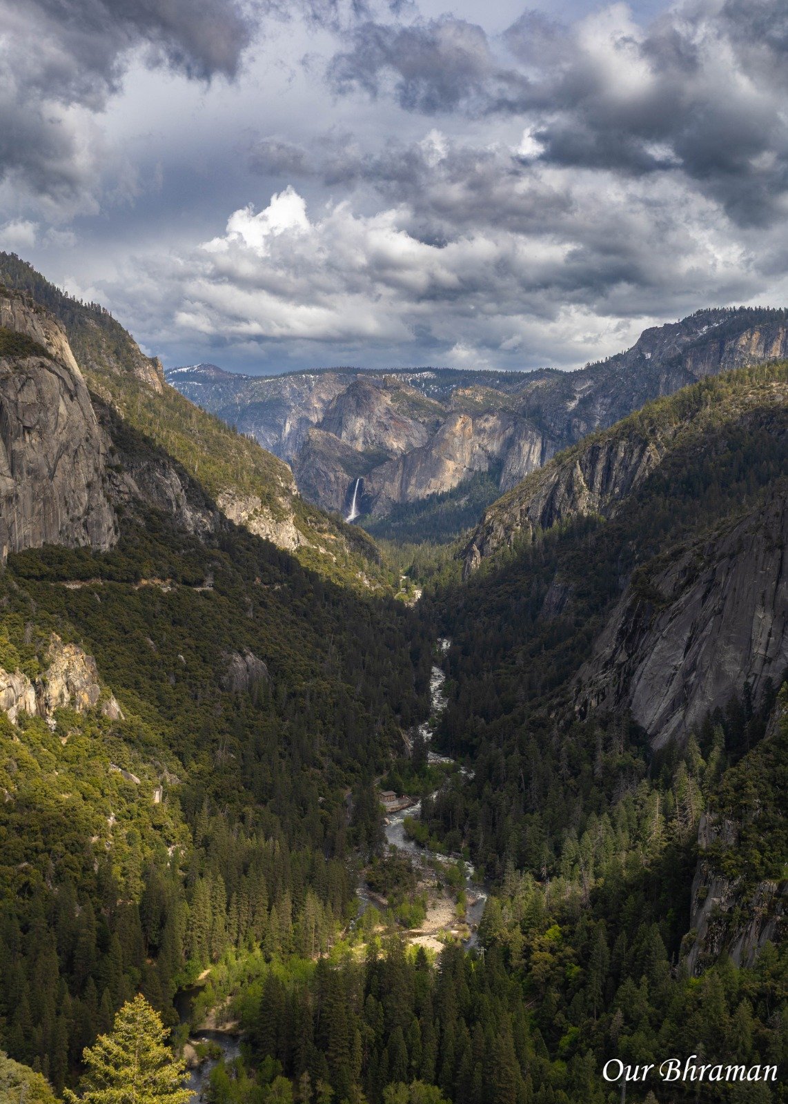Tunnel View in Yosemite