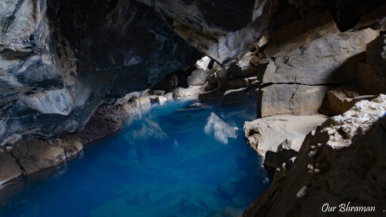 Grjótagjá Cave