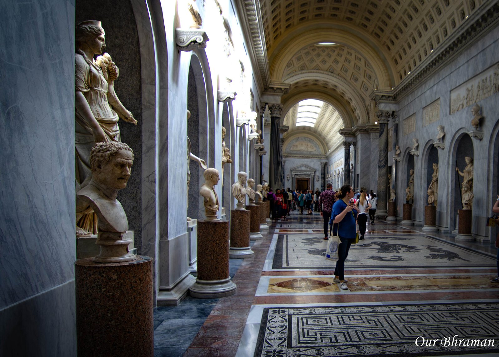 Gallery of Statue
