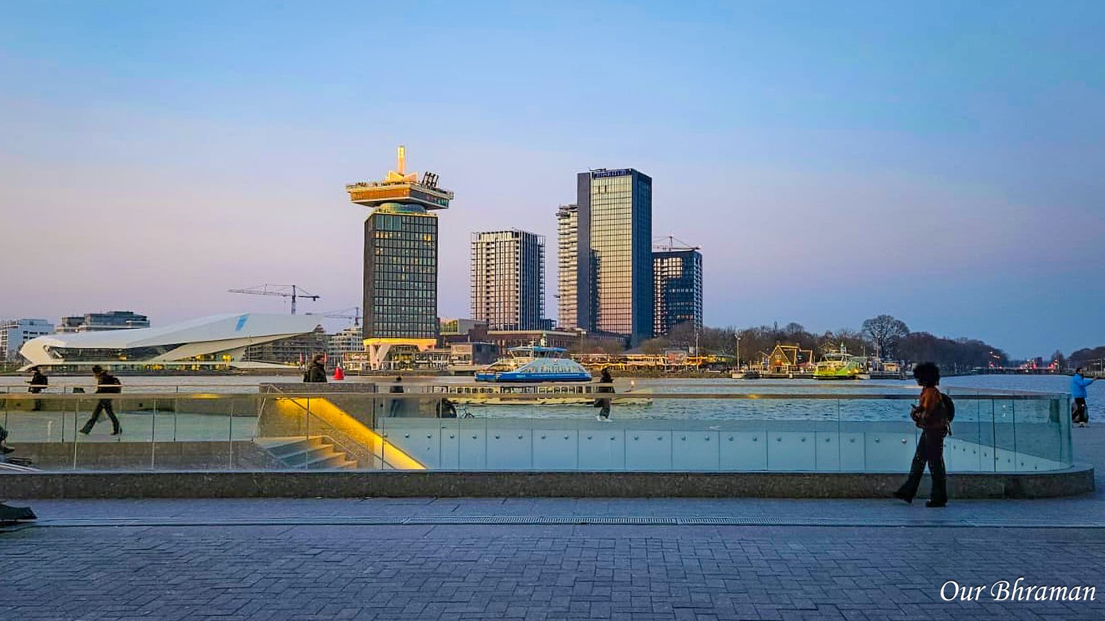 View outside of Amsterdam centrale 