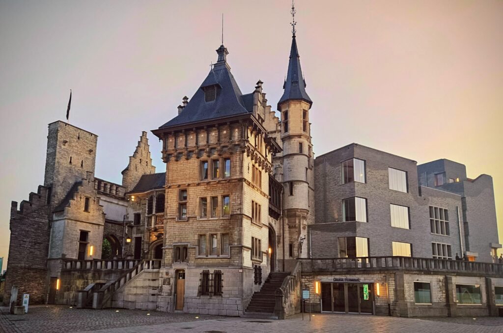 exploring-antwerp-brussels-and-ghent antwerpen 1
