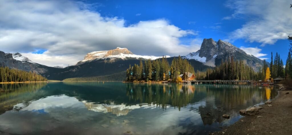 Yoho National Park emerald lake 4